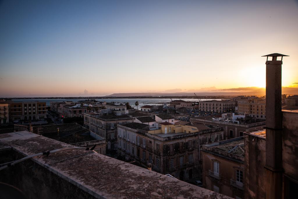 B&B Ortigia Sea View Сиракуза Екстериор снимка